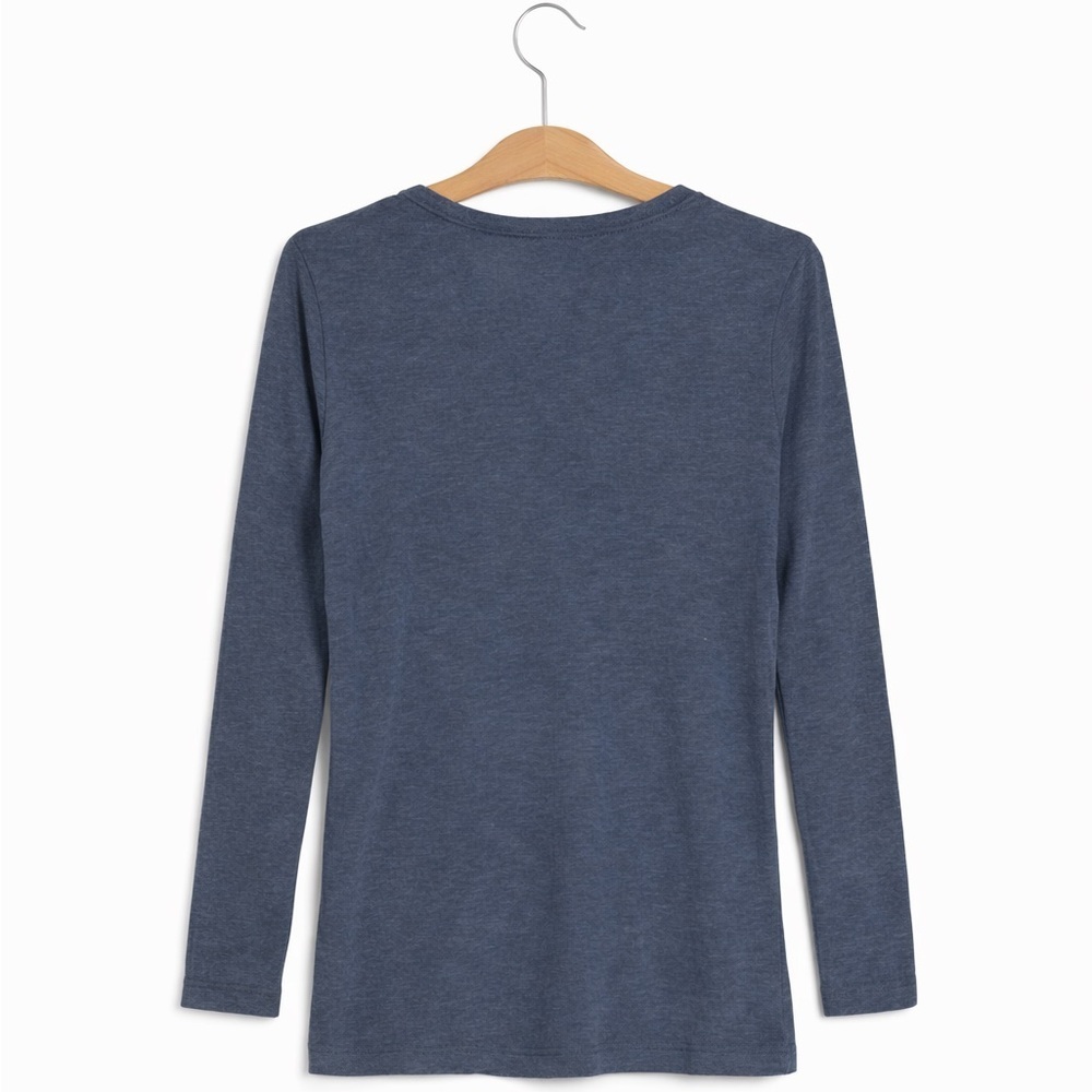 Calvin Klein Women's size small long-sleeved blue scoop neck shirt. - Picture 2 of 2